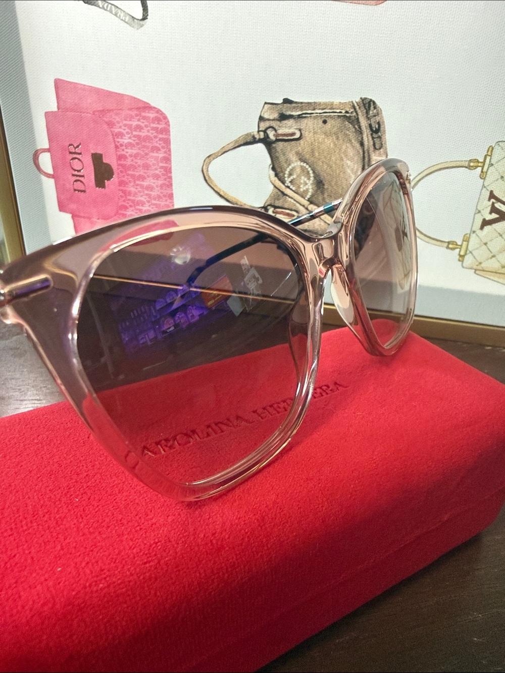 S - Carolina Herrera HER0091SL93 NWOT - Picture 9 of 9